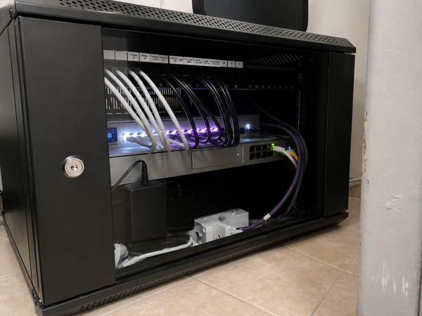 CCTV Ubituiti Rack NVR